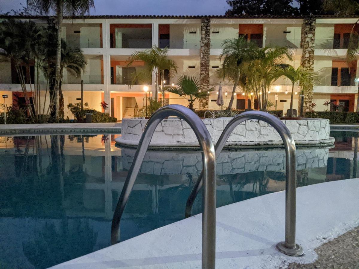 Hotel Plaza Palenque Esterno foto