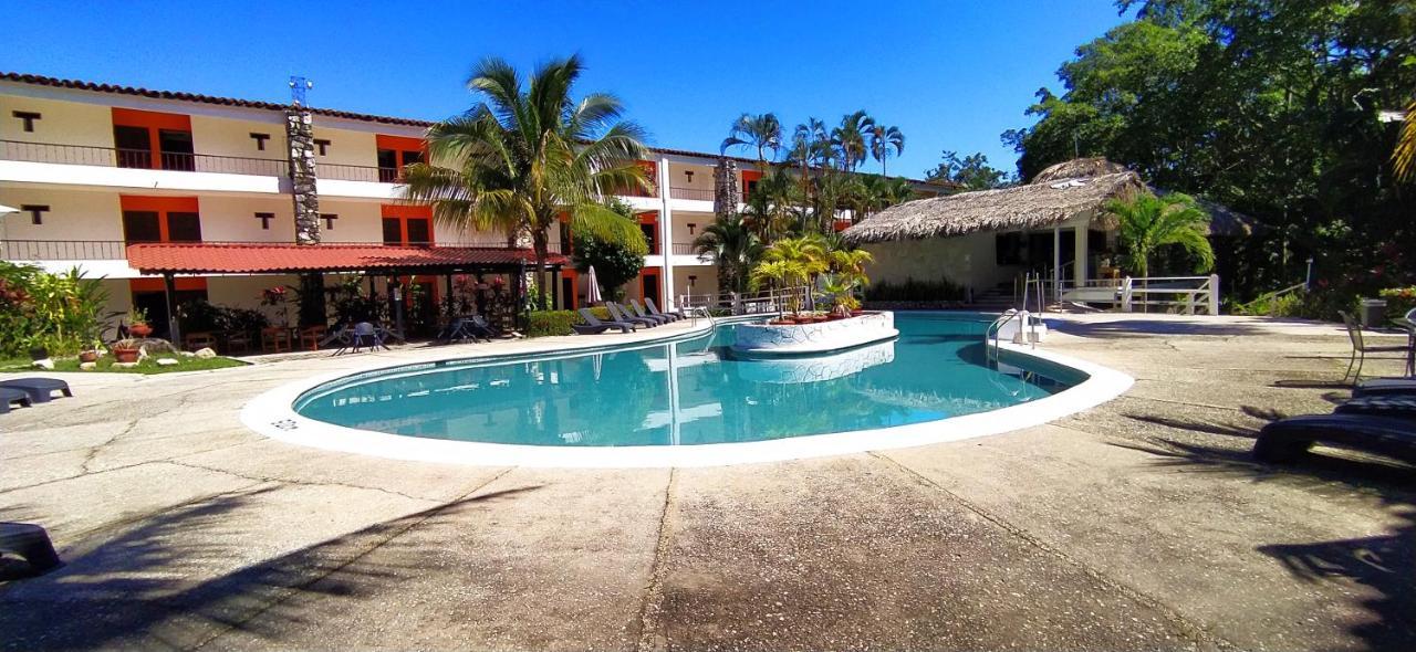 Hotel Plaza Palenque Esterno foto